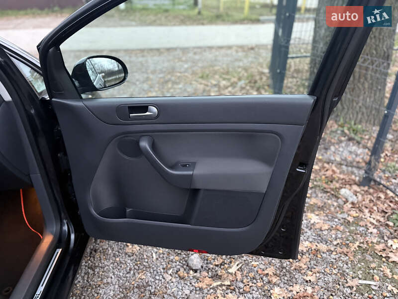 Хэтчбек Volkswagen Golf Plus 2006 в Виннице