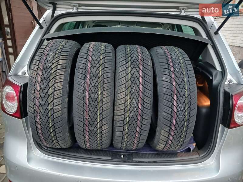 Хетчбек Volkswagen Golf Plus 2011 в Ходореві