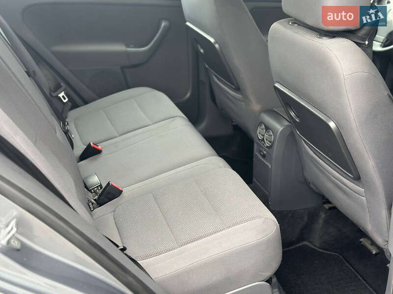 Хэтчбек Volkswagen Golf Plus 2006 в Сарнах