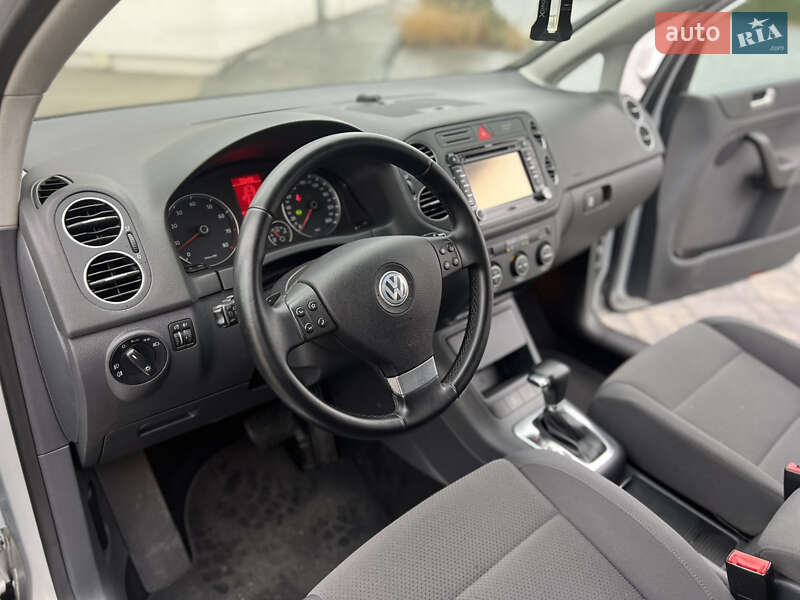 Хетчбек Volkswagen Golf Plus 2009 в Луцьку фото 16 Хетчбек Volkswagen Golf Plus 2009 в Луцьку