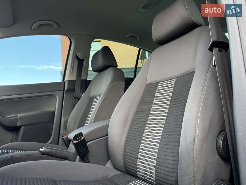 Хэтчбек Volkswagen Golf Plus 2008 в Коломые фото 26 Хэтчбек Volkswagen Golf Plus 2008 в Коломые