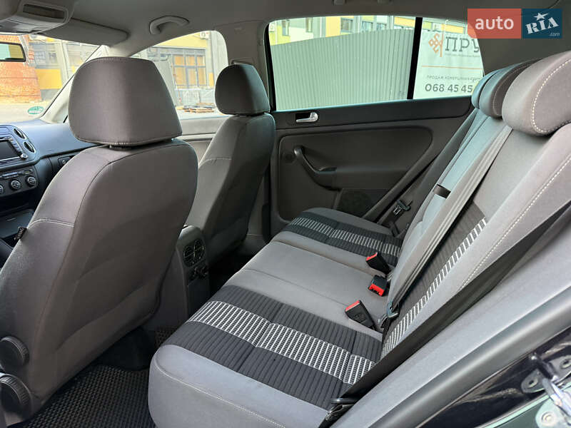 Хэтчбек Volkswagen Golf Plus 2008 в Коломые фото 35 Хэтчбек Volkswagen Golf Plus 2008 в Коломые