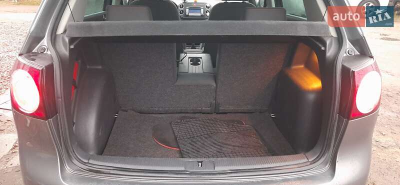 Хэтчбек Volkswagen Golf Plus 2006 в Киеве