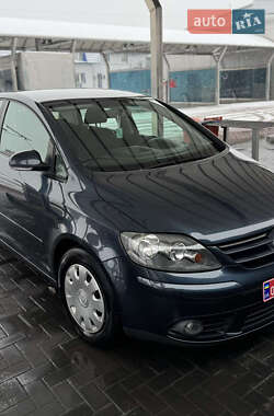 Хэтчбек Volkswagen Golf Plus 2008 в Ровно