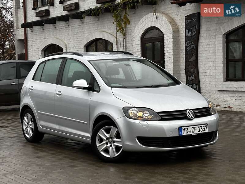 Хэтчбек Volkswagen Golf Plus 2010 в Красилове