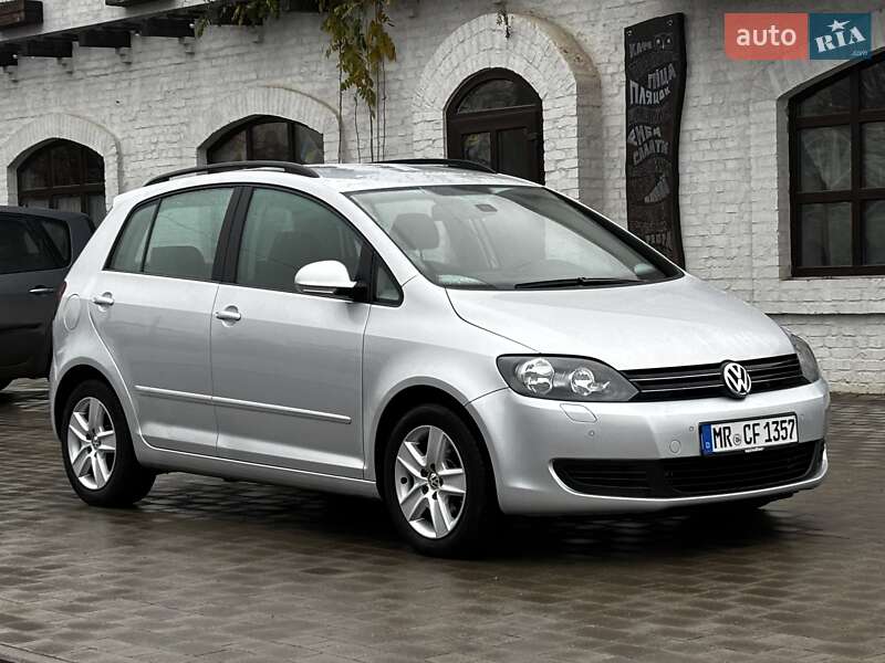 Хэтчбек Volkswagen Golf Plus 2010 в Красилове