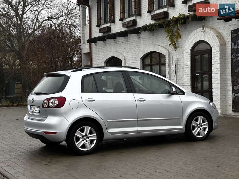 Хэтчбек Volkswagen Golf Plus 2010 в Красилове
