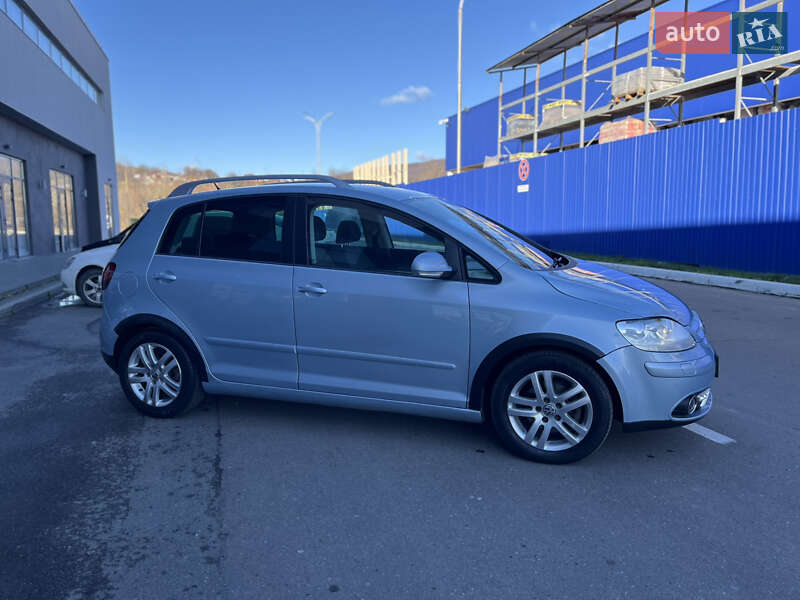 Хэтчбек Volkswagen Golf Plus 2008 в Мукачево