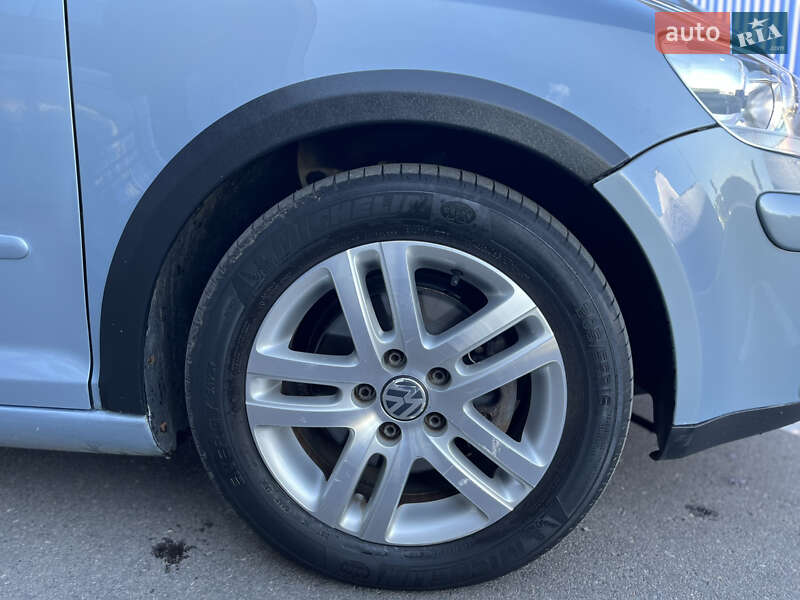 Хэтчбек Volkswagen Golf Plus 2008 в Мукачево