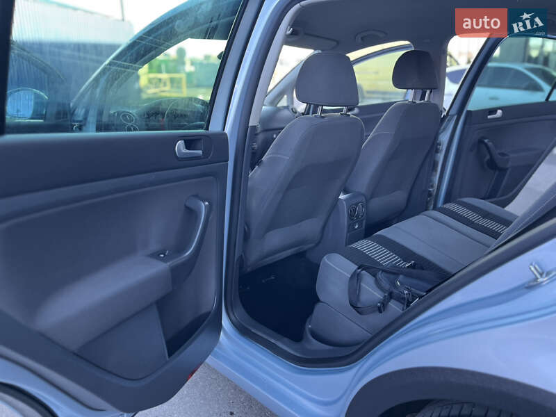 Хэтчбек Volkswagen Golf Plus 2008 в Мукачево