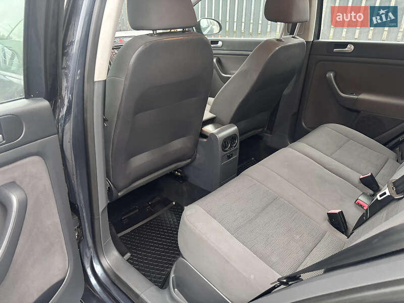 Хэтчбек Volkswagen Golf Plus 2008 в Вышгороде