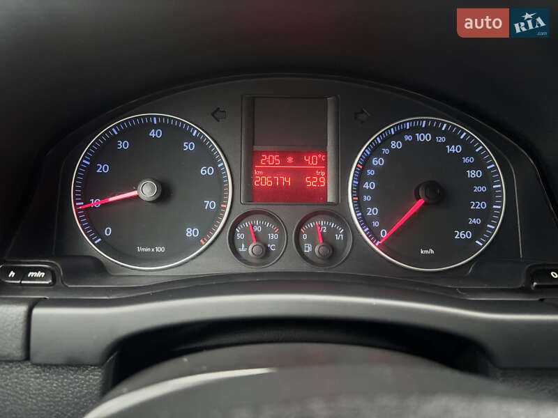 Хэтчбек Volkswagen Golf Plus 2008 в Вышгороде