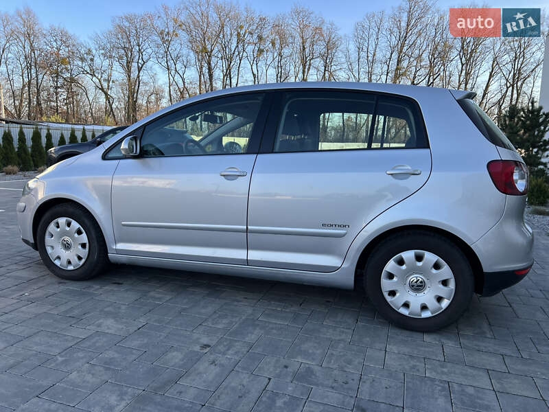 Хэтчбек Volkswagen Golf Plus 2008 в Луцке