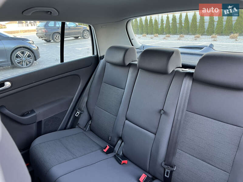 Хэтчбек Volkswagen Golf Plus 2008 в Луцке