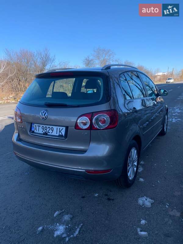 Хэтчбек Volkswagen Golf Plus 2009 в Калуше