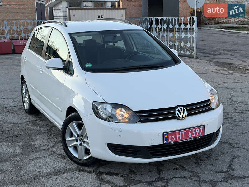 Хэтчбек Volkswagen Golf Plus 2010 в Лубнах