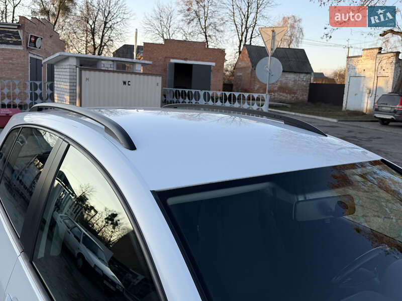 Хэтчбек Volkswagen Golf Plus 2010 в Лубнах