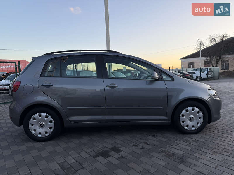 Хэтчбек Volkswagen Golf Plus 2010 в Лубнах