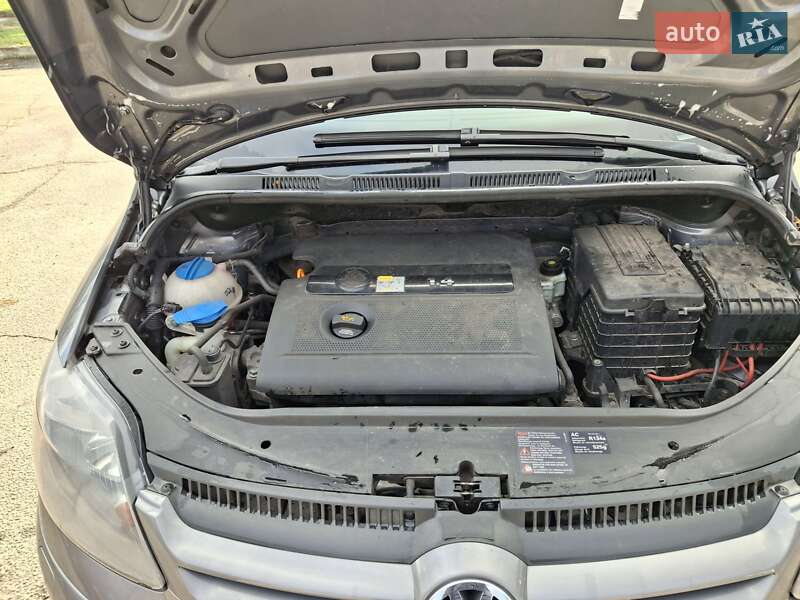 Хэтчбек Volkswagen Golf Plus 2006 в Конотопе