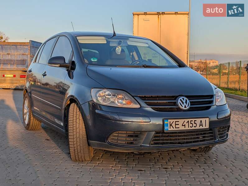 Хетчбек Volkswagen Golf Plus 2006 в Новомосковську