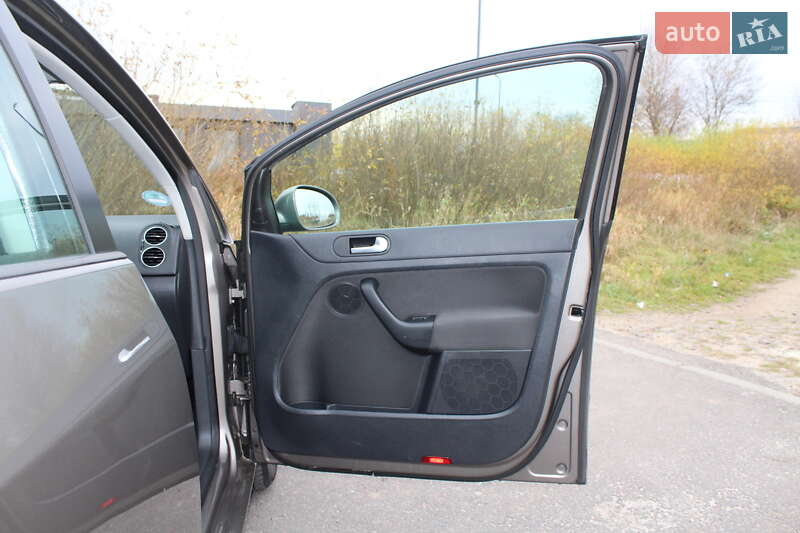 Хэтчбек Volkswagen Golf Plus 2010 в Трускавце фото 97 Хэтчбек Volkswagen Golf Plus 2010 в Трускавце