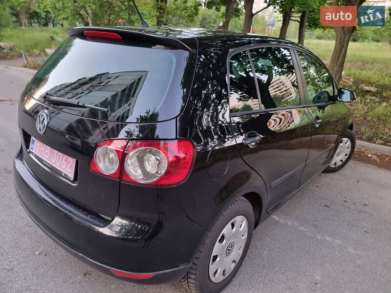 Хэтчбек Volkswagen Golf Plus 2006 в Харькове