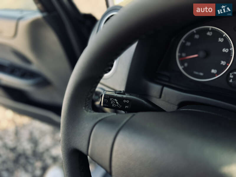 Хэтчбек Volkswagen Golf Plus 2009 в Полтаве