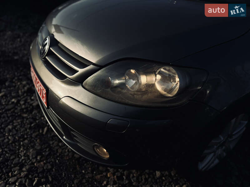 Хэтчбек Volkswagen Golf Plus 2009 в Полтаве