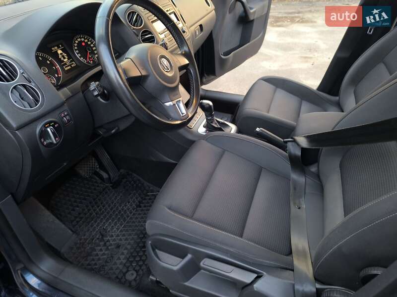 Хэтчбек Volkswagen Golf Plus 2011 в Ахтырке