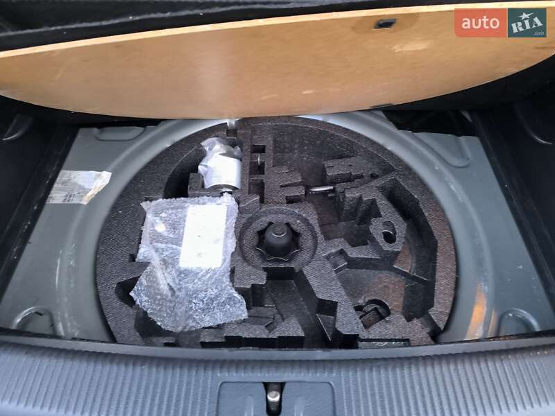 Хэтчбек Volkswagen Golf Plus 2011 в Ахтырке