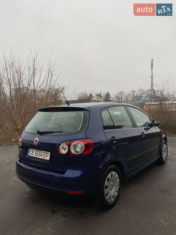 Хэтчбек Volkswagen Golf Plus 2005 в Чернигове