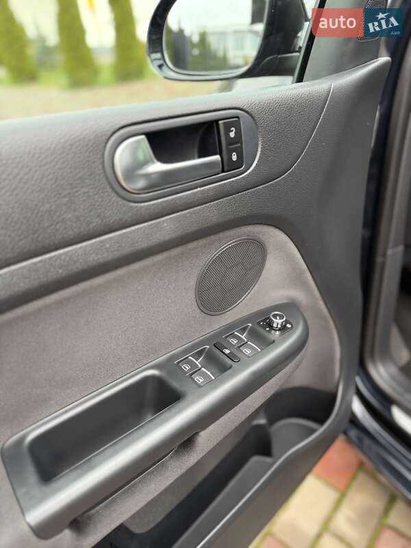 Хэтчбек Volkswagen Golf Plus 2011 в Луцке