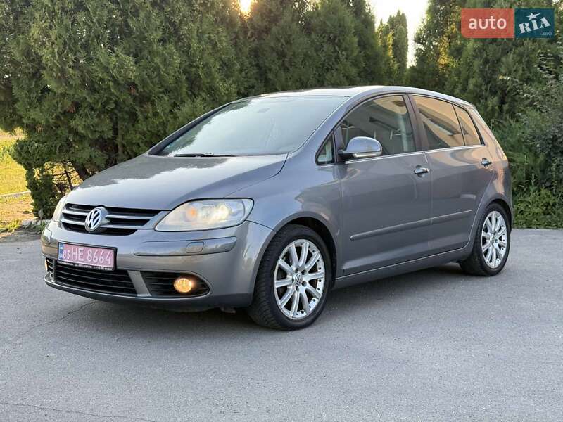 Хэтчбек Volkswagen Golf Plus 2008 в Новой Ушице