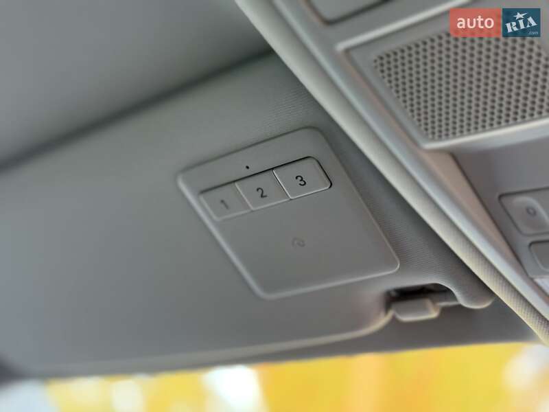 Хэтчбек Volkswagen Golf Plus 2008 в Новой Ушице