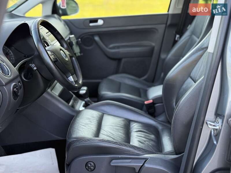 Хэтчбек Volkswagen Golf Plus 2008 в Новой Ушице