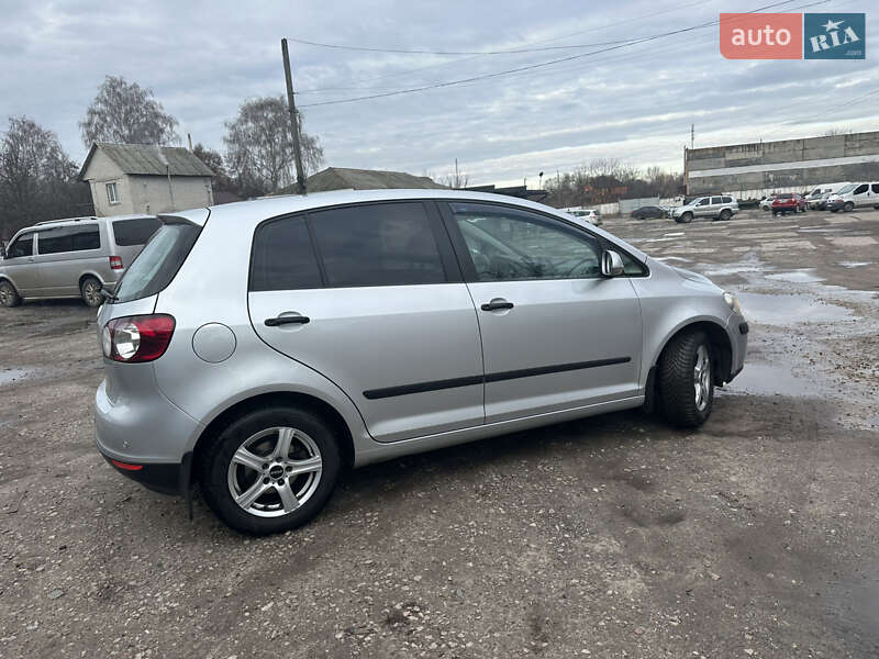Хэтчбек Volkswagen Golf Plus 2005 в Нежине