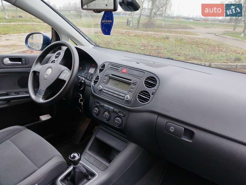 Хэтчбек Volkswagen Golf Plus 2006 в Александрие