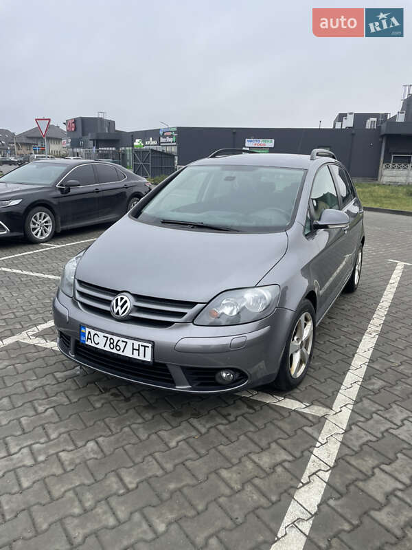 Хэтчбек Volkswagen Golf Plus 2008 в Луцке фото Хэтчбек Volkswagen Golf Plus 2008 в Луцке