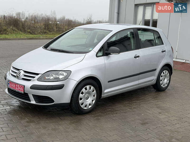 Хэтчбек Volkswagen Golf Plus 2006 в Луцке