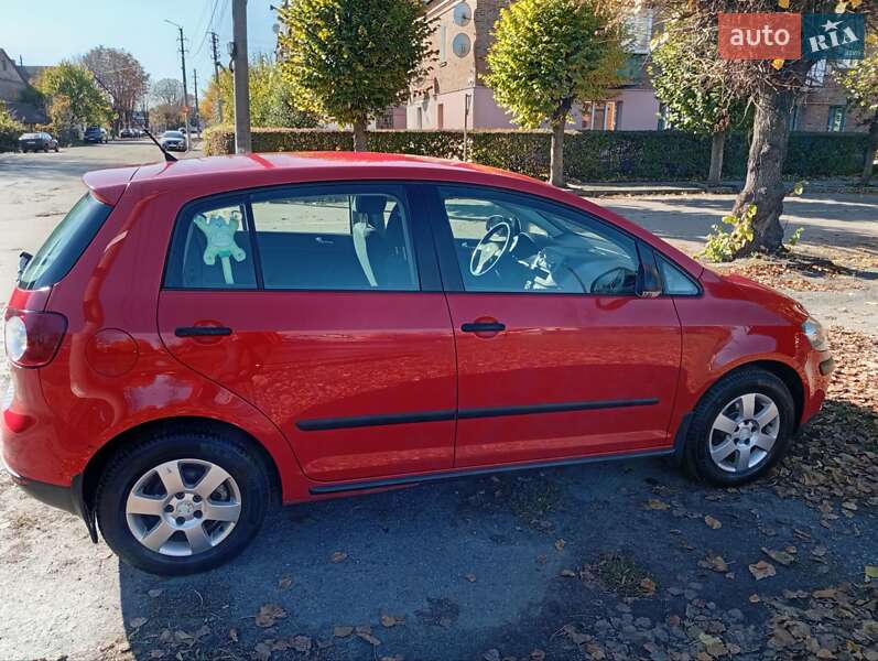 Хэтчбек Volkswagen Golf Plus 2009 в Казатине