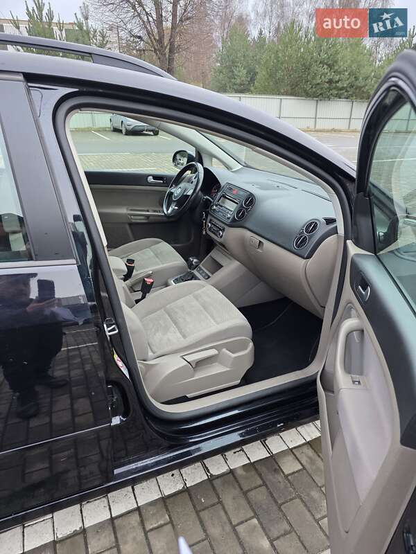 Хэтчбек Volkswagen Golf Plus 2010 в Луцке