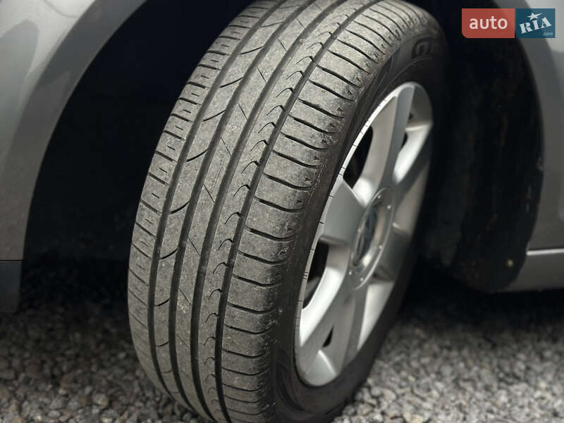 Хэтчбек Volkswagen Golf Plus 2006 в Виннице