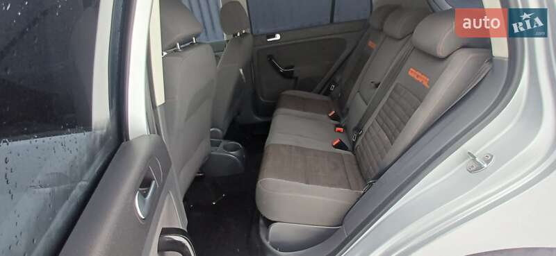 Хетчбек Volkswagen Golf Plus 2006 в Софіївській Борщагівці