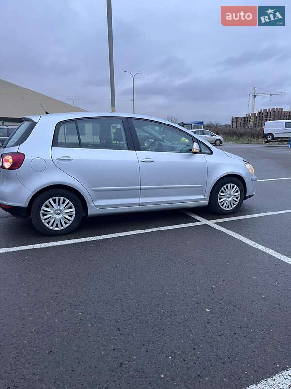 Хэтчбек Volkswagen Golf Plus 2006 в Луцке