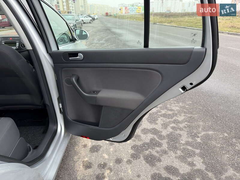 Хетчбек Volkswagen Golf Plus 2008 в Вінниці