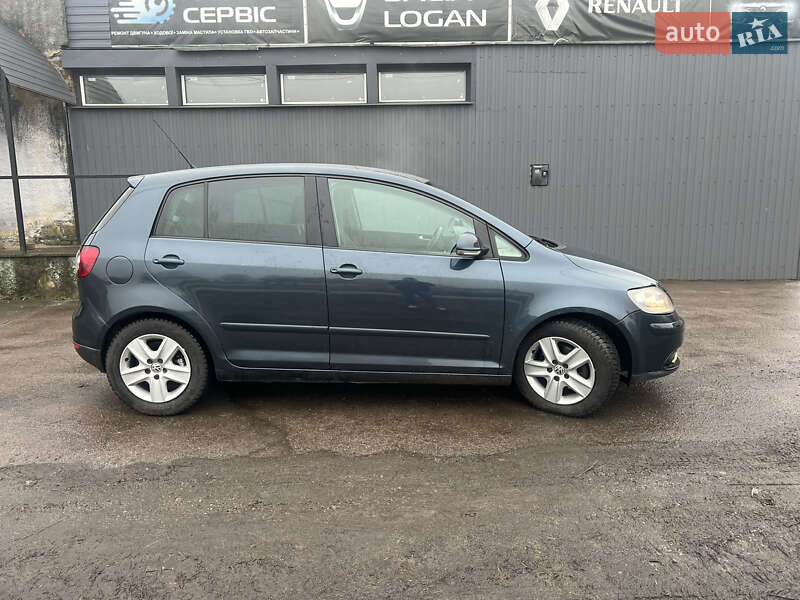 Хетчбек Volkswagen Golf Plus 2007 в Конотопі