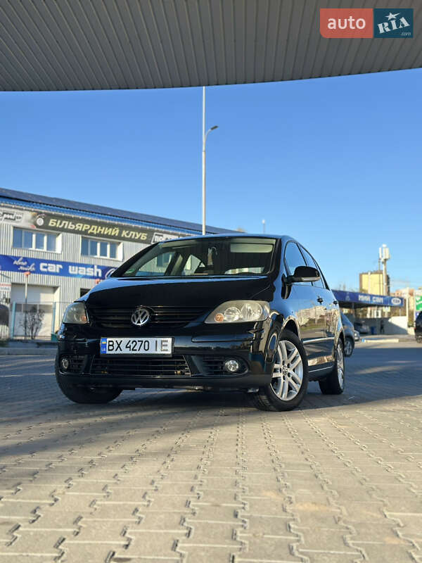Хэтчбек Volkswagen Golf Plus 2006 в Хмельницком