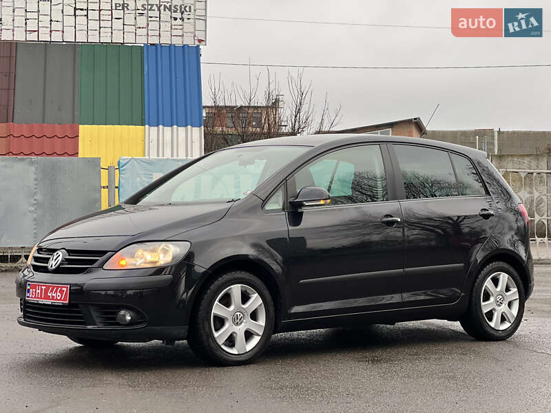 Хетчбек Volkswagen Golf Plus 2008 в Лубнах