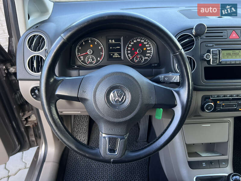 Хэтчбек Volkswagen Golf Plus 2009 в Нововолынске фото 15 Хэтчбек Volkswagen Golf Plus 2009 в Нововолынске