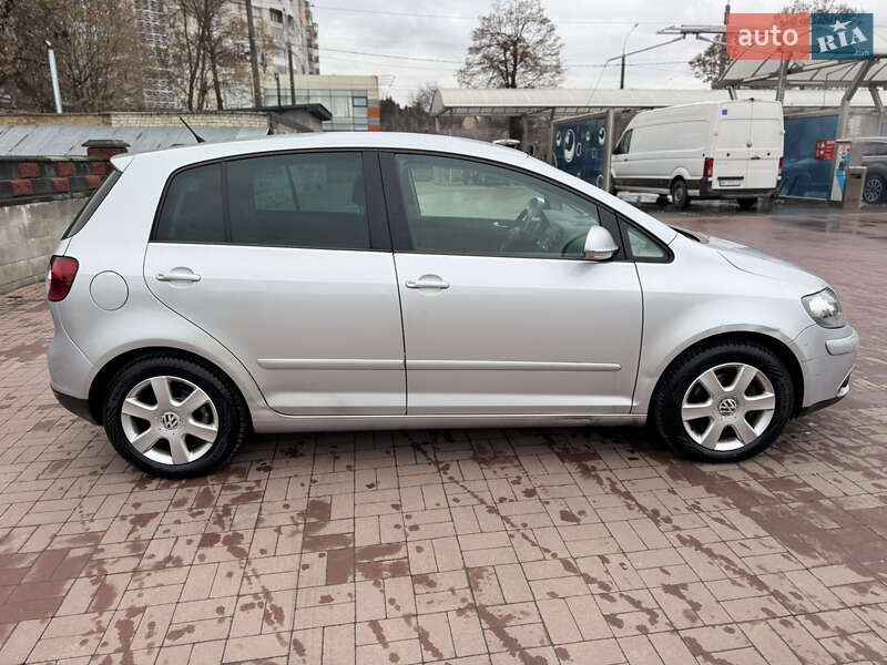 Хетчбек Volkswagen Golf Plus 2006 в Рівному
